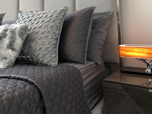 Apartment for rent  Unit #1602 - photo 7440379