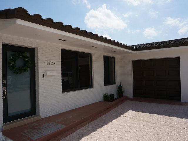Home for sale at 9220 SW 56th St - photo 6225115