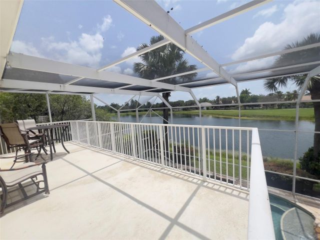 Home for sale at 1423 SW 158th Ave - photo 6235192