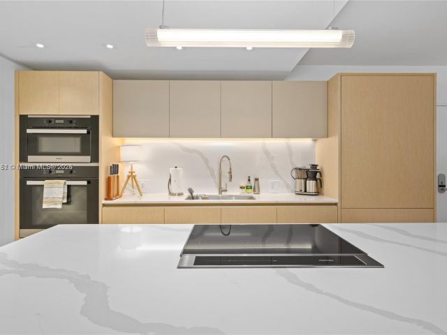 Apartment for sale  Unit #407 - photo 6227930