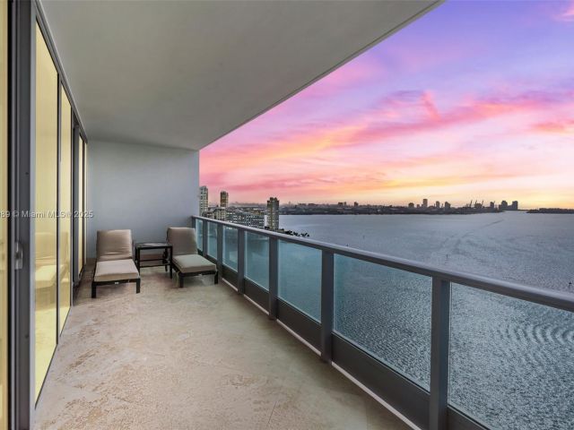 Apartment for sale  Unit #2807 - photo 6270141