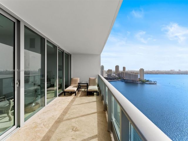 Apartment for sale  Unit #2807 - photo 6270144