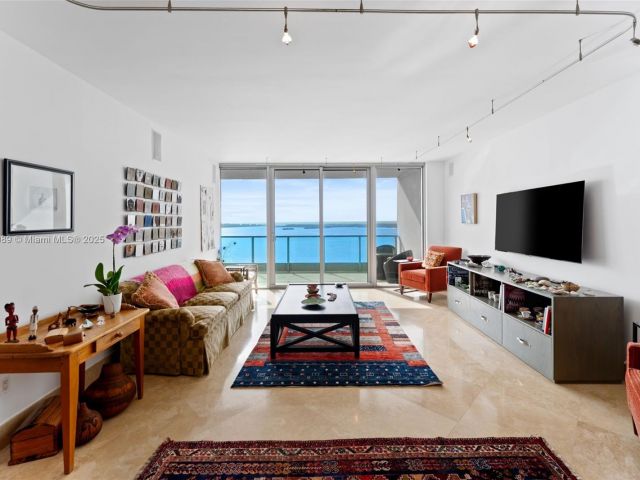 Apartment for sale  Unit #2807 - photo 6270149