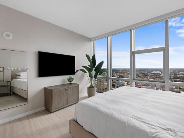 Apartment for sale  Unit #PH4912 - photo 6228623