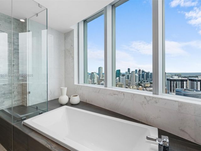 Apartment for sale  Unit #PH4912 - photo 6228628