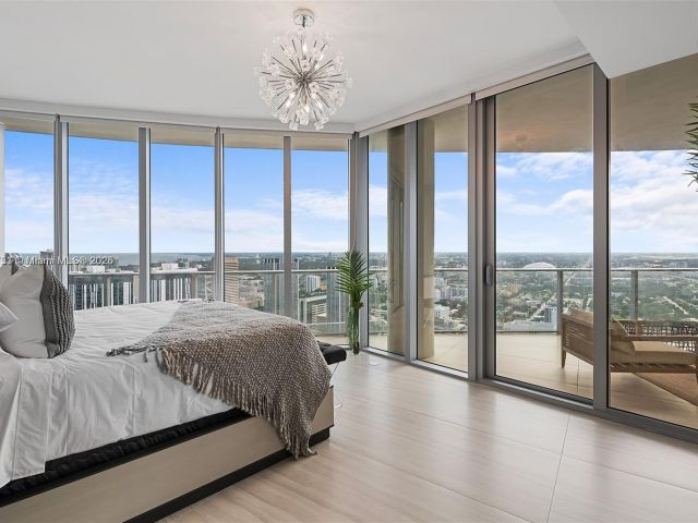 Apartment for sale  Unit #PH4912 - photo 6228632