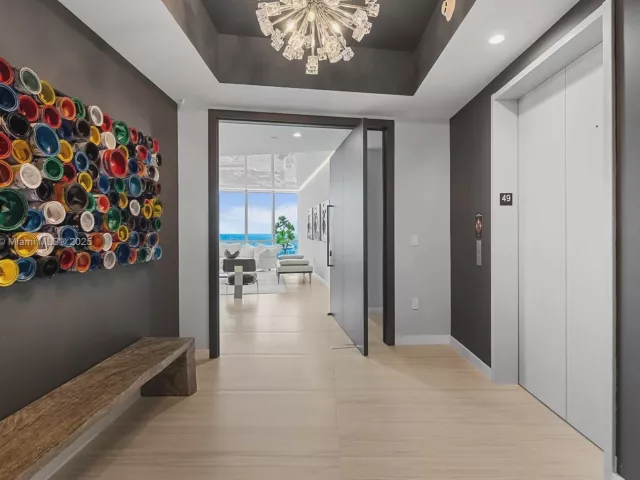 4-bedroom condo for sale in Miami - 851 NE 1st Ave PH4912 - MondialRealty