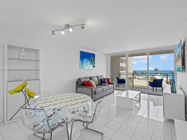 Apartment for sale  Unit #216 - photo 7432594