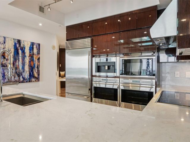 Apartment for rent  Unit #2615 - photo 6227521