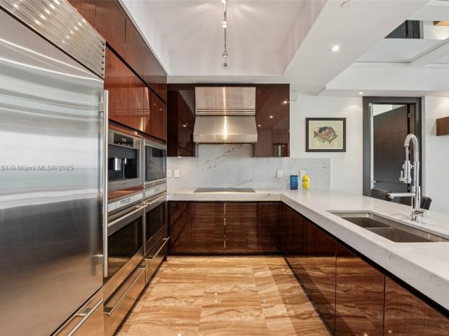 Apartment for rent  Unit #2615 - photo 6227522