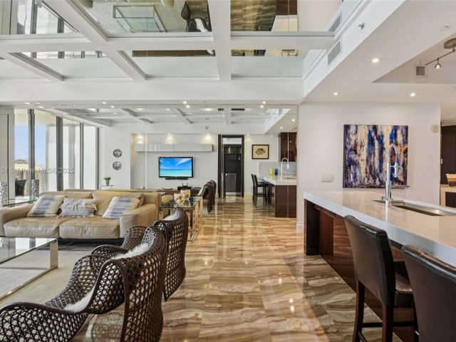 Apartment for rent  Unit #2615 - photo 6227527