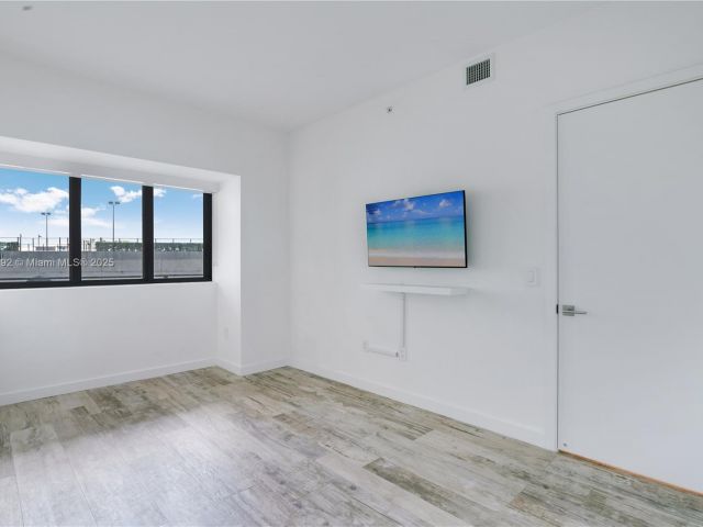 Apartment for sale  Unit #802 - photo 6709019