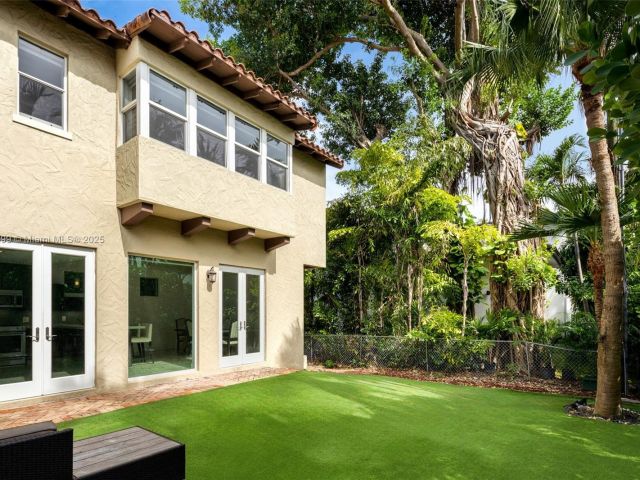 Home for sale at 440 Rosaro Ave - photo 6227914