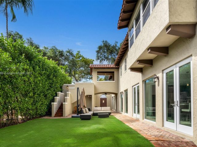 Home for sale at 440 Rosaro Ave - photo 6227916