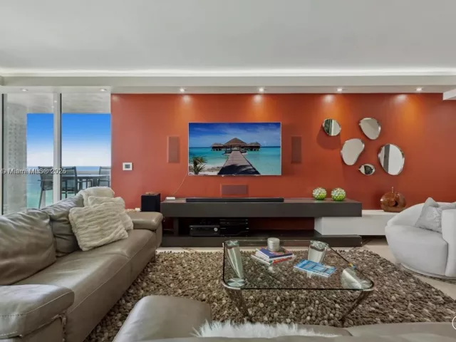 2-bedroom condo for rent in Hallandale Beach - 1800 S Ocean Dr 1810 - MondialRealty