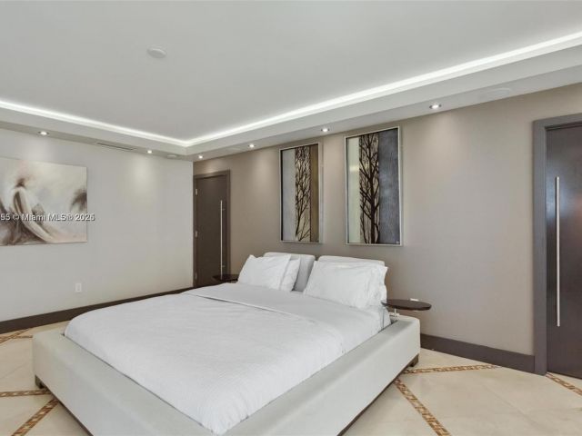 Apartment for rent  Unit #1810 - photo 6230207