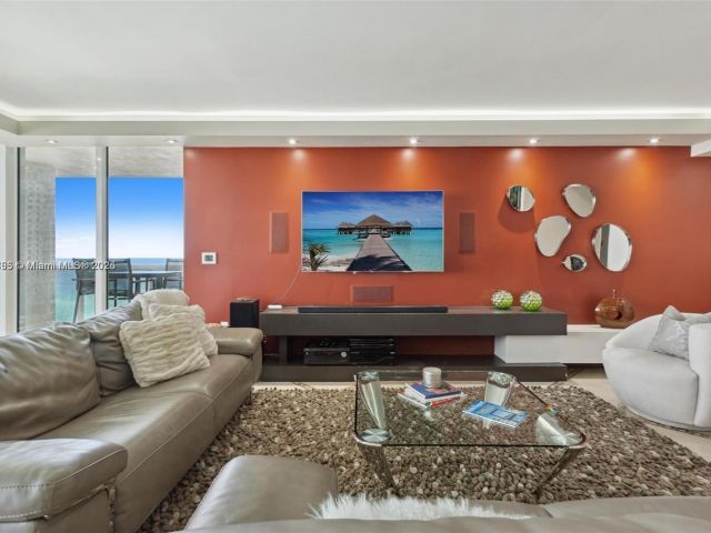 Apartment for rent  Unit #1810 - photo 6230223