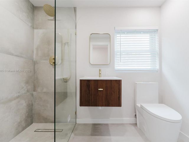 Home for sale at 1430 SW 32nd Ct - photo 6228252