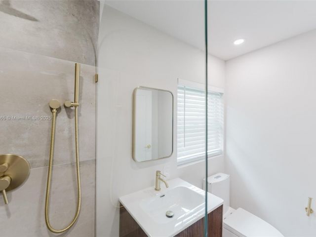 Home for sale at 1430 SW 32nd Ct - photo 6228253