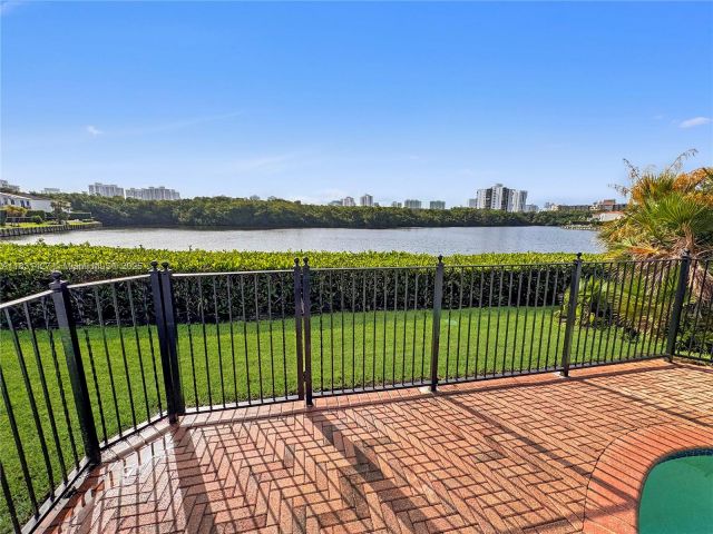 Home for sale at 21033 NE 32nd Ave - photo 6228989