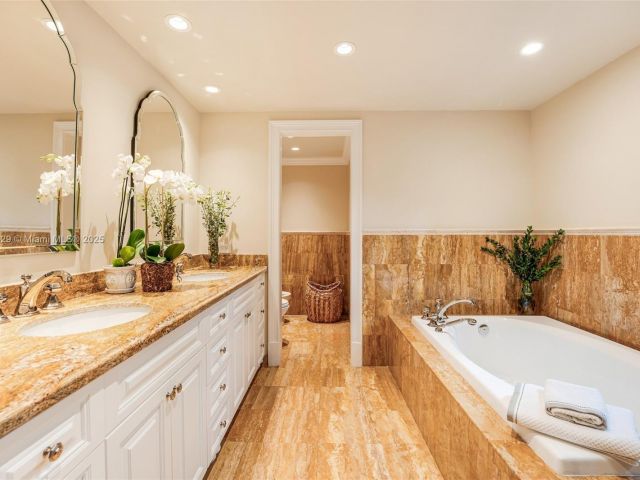 Home for sale at 618 Valencia Ave 101 - photo 6228917