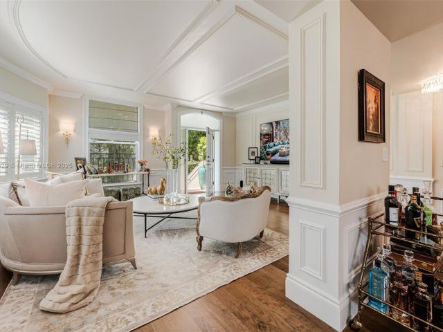 Home for sale at 618 Valencia Ave 101 - photo 6228926