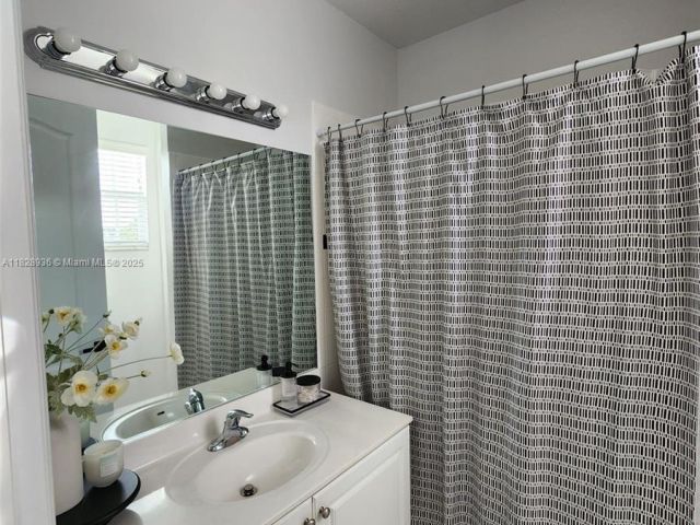 Home for sale at 706 SW 147th Ave - photo 6228679