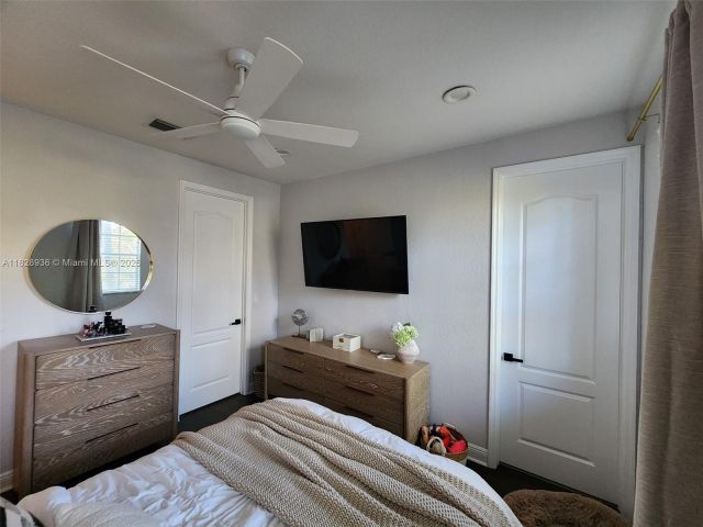 Home for sale at 706 SW 147th Ave - photo 6228687