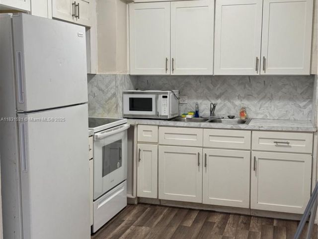 Home for rent at 1240 NW 86th St - photo 6228850