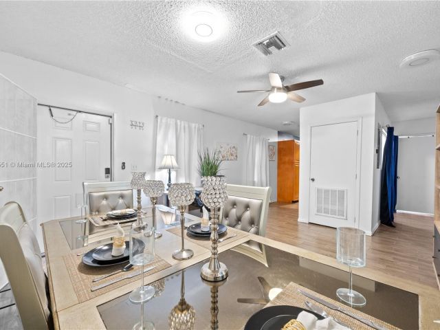 Home for rent at 600 NW 99th St A - photo 6233109