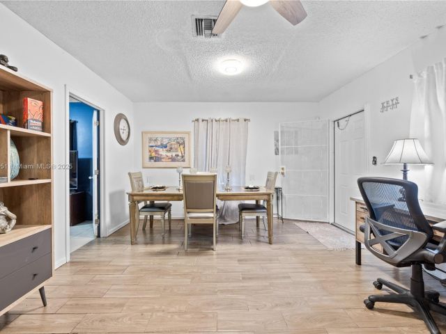 Home for rent at 600 NW 99th St A - photo 6233112