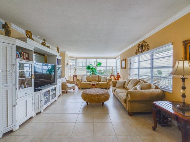 Apartment for sale  Unit #3P - photo 6230263