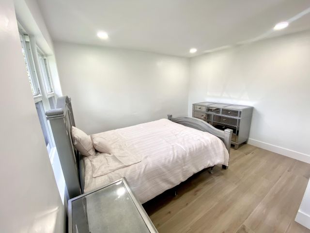 Home for sale at 118 SW 9th Avenue - photo 6253121