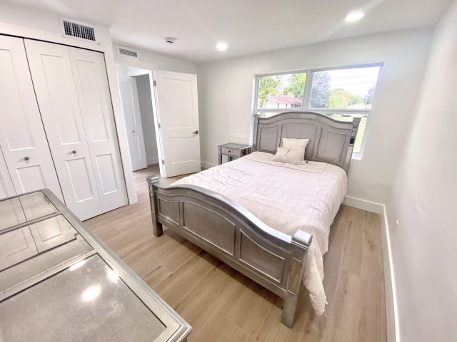 Home for sale at 118 SW 9th Avenue - photo 6767655