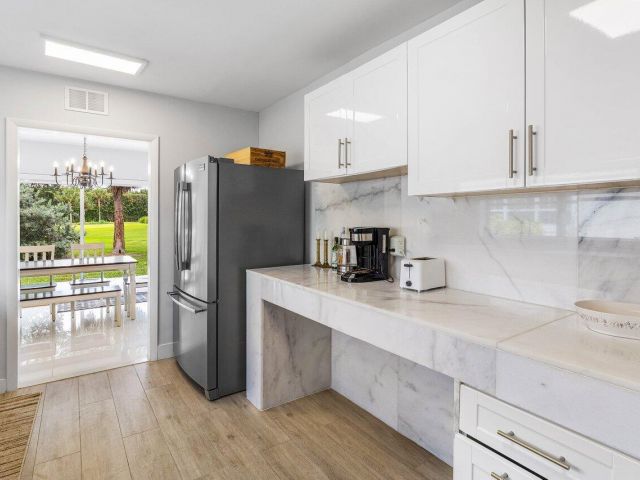 Home for sale at 900 Marble Way - photo 6230073