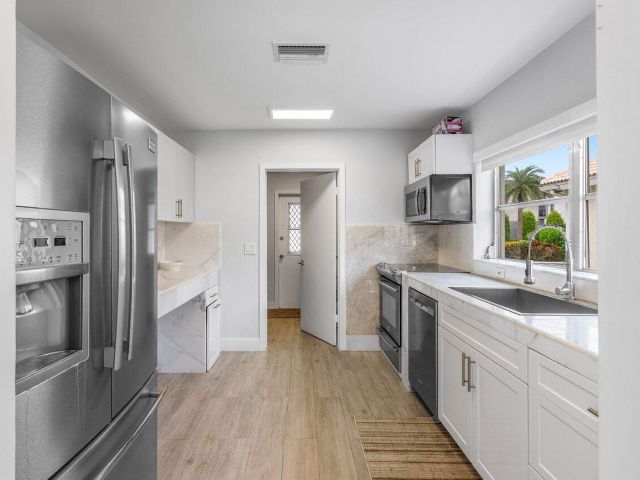 Home for sale at 900 Marble Way - photo 6230075