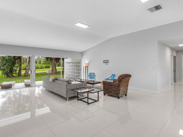 Home for sale at 900 Marble Way - photo 6230083