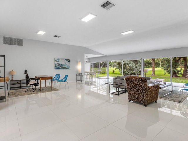 Home for sale at 900 Marble Way - photo 6230084