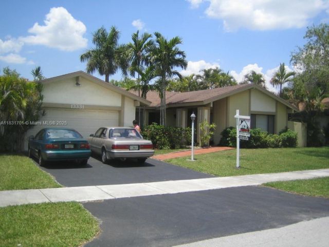 Home for rent at 13331 SW 102 ST - photo 6230576