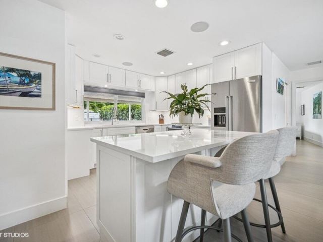 Home for sale at 746 SW 2nd Street - photo 6252153