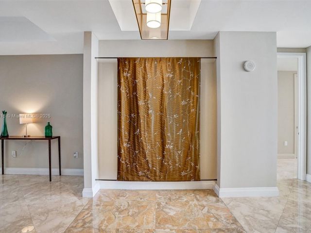 Apartment for rent  Unit #4206 - photo 6232844