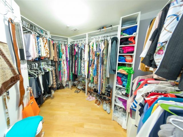 Apartment for sale  Unit # - photo 6233245