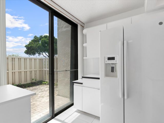 Home for rent at 609 Bridgewood Drive - photo 6252084