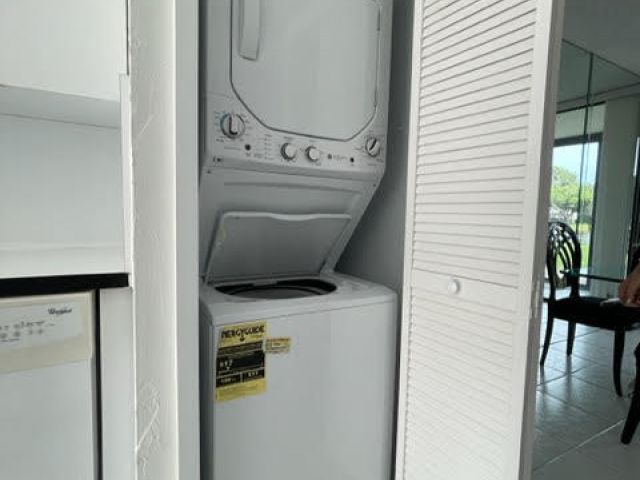 Home for rent at 609 Bridgewood Drive - photo 6252087