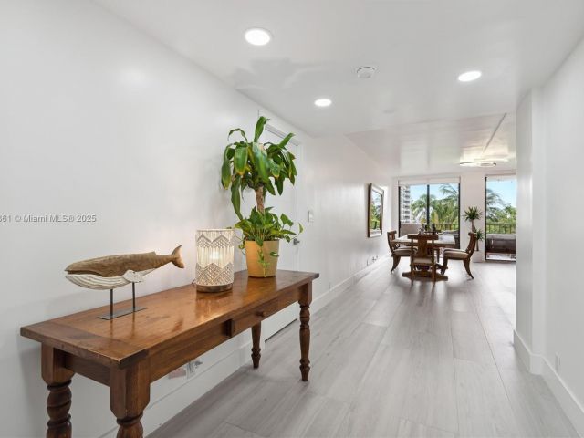 Apartment for sale  Unit #412 - photo 6236651