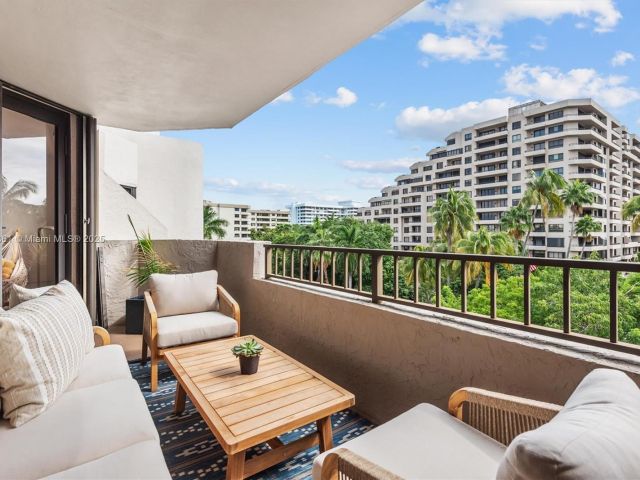 Apartment for sale  Unit #412 - photo 6236661