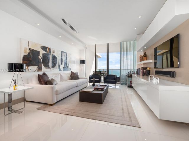 Apartment for sale  Unit #PH-12 - photo 6237867