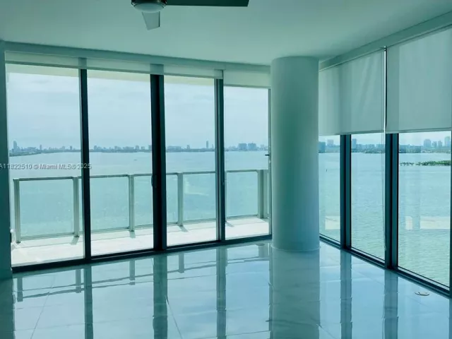 Apartment for sale  Unit #1407 - photo 6236618