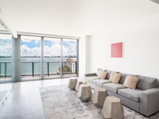 Apartment for sale  Unit #805 - photo 6247839