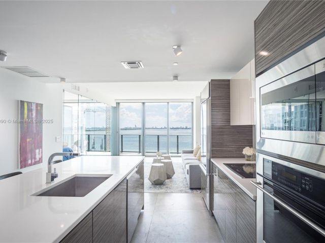 Apartment for sale  Unit #805 - photo 6247840